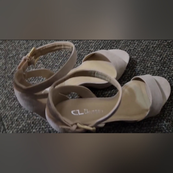 CL by Laundry Tan Block Heel Sandals - Picture 4 of 5